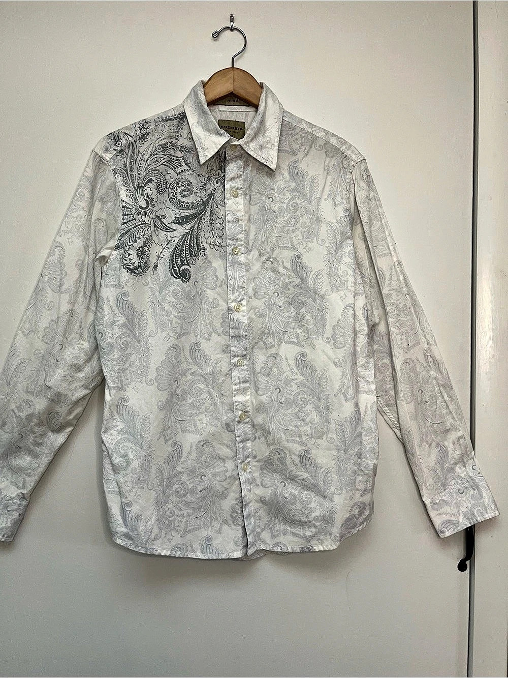 Men’s Sonoma Paisley Cotton Button Down in White & Blue Like New, Medium